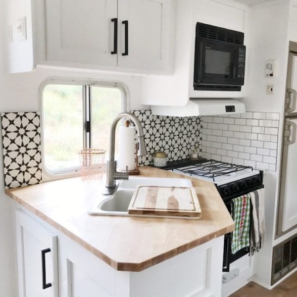 DIY Backsplash, Flooring, Francois et Moi RV Reno